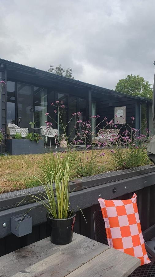 De Buorkerij Bed & Breakfast Tytsjerk Eksteriør bilde