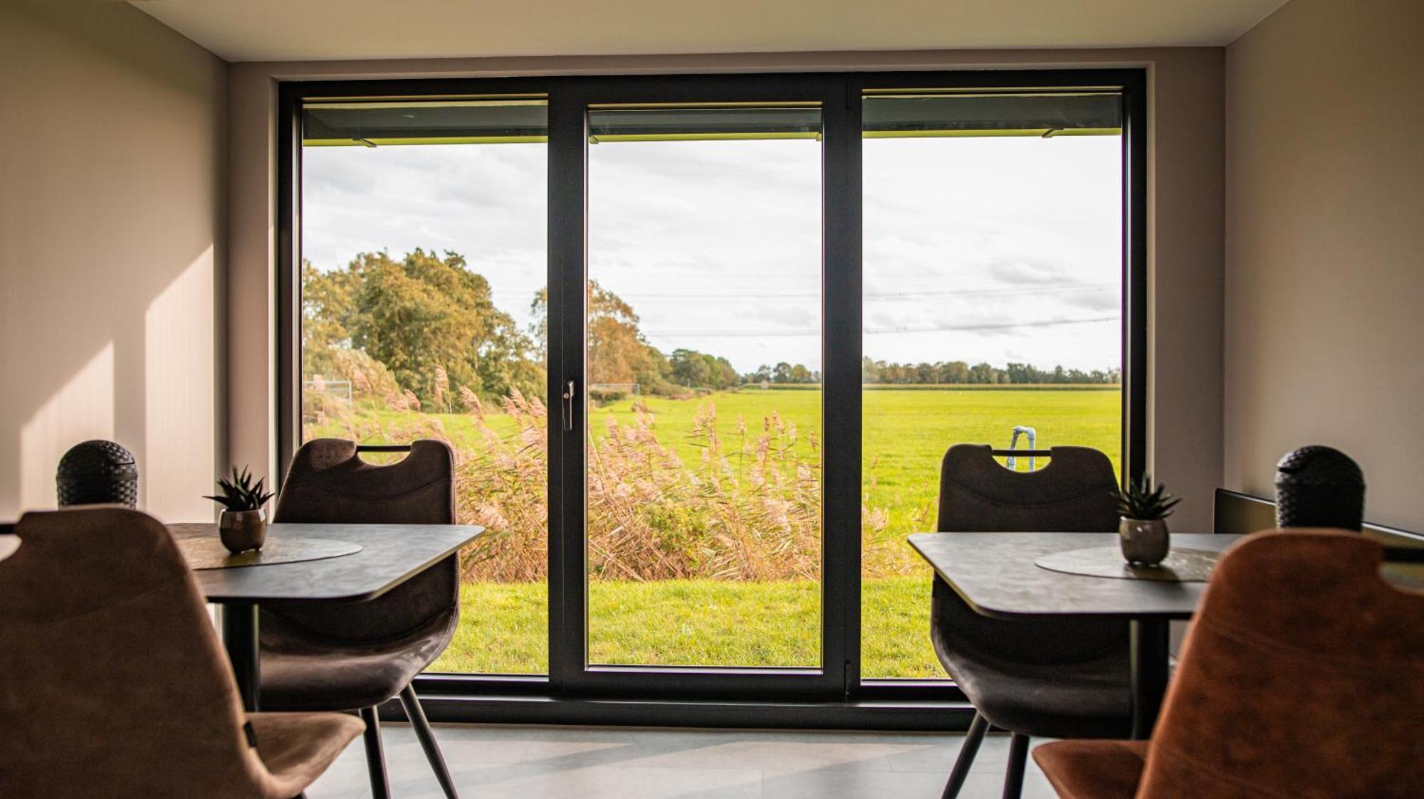 De Buorkerij Bed & Breakfast Tytsjerk Eksteriør bilde